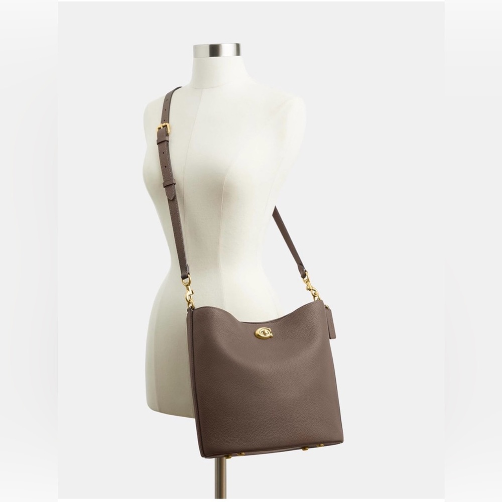 Coach Willow Shoulder Bag Brass/Dark Stone – Like New, Pebble Leather, Crossbody